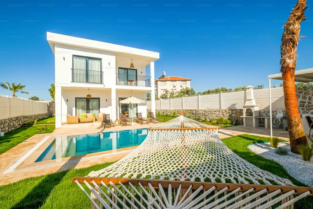 Katara Hills Mansion